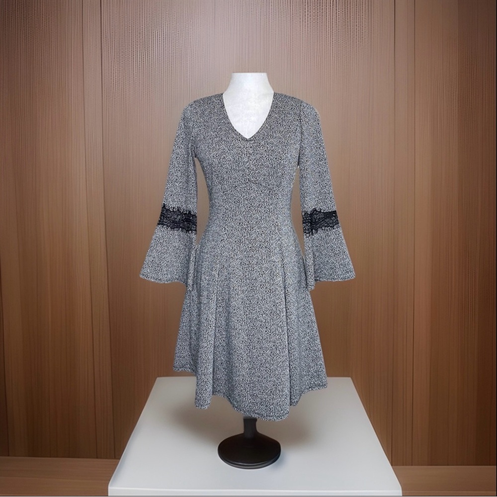 ELLE Boho Long Bell Sleeve Fit and Flare Lace Trim Heathered Gray Dress Sz XL